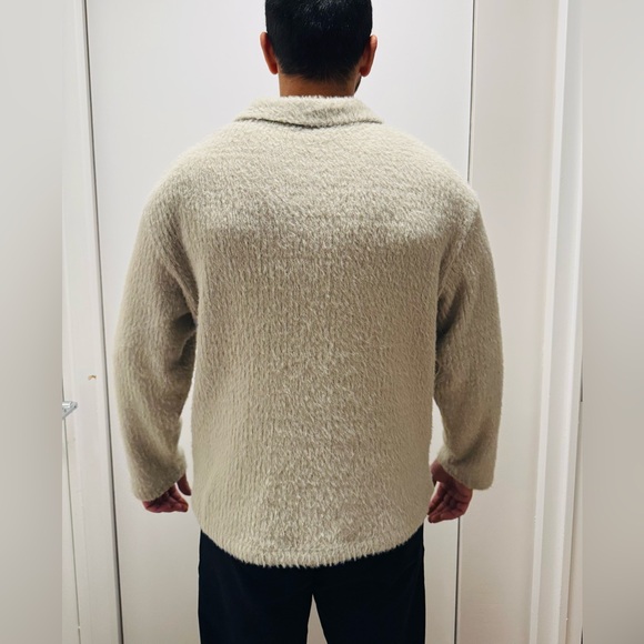 H&M Men's Cream Crewneck Sweater - Picture 2 of 3